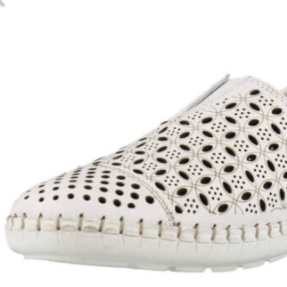 VOLKS WALKERS Sz 42 Sinop Leather Perforated Slip On Flats Loafers Shoes - Picture 10 of 11